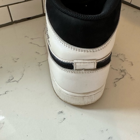 Jordan 1 Diamonds size 12 - Picture 3 of 5